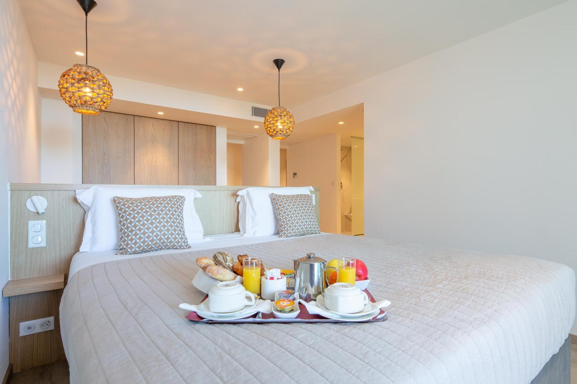Hotel La Plage Sainte-Maxime Luaran gambar