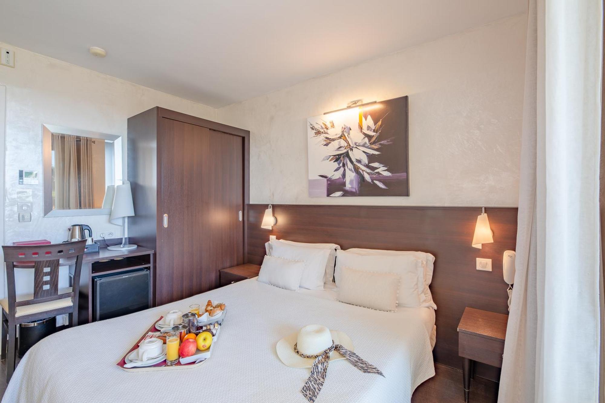Hotel La Plage Sainte-Maxime Luaran gambar
