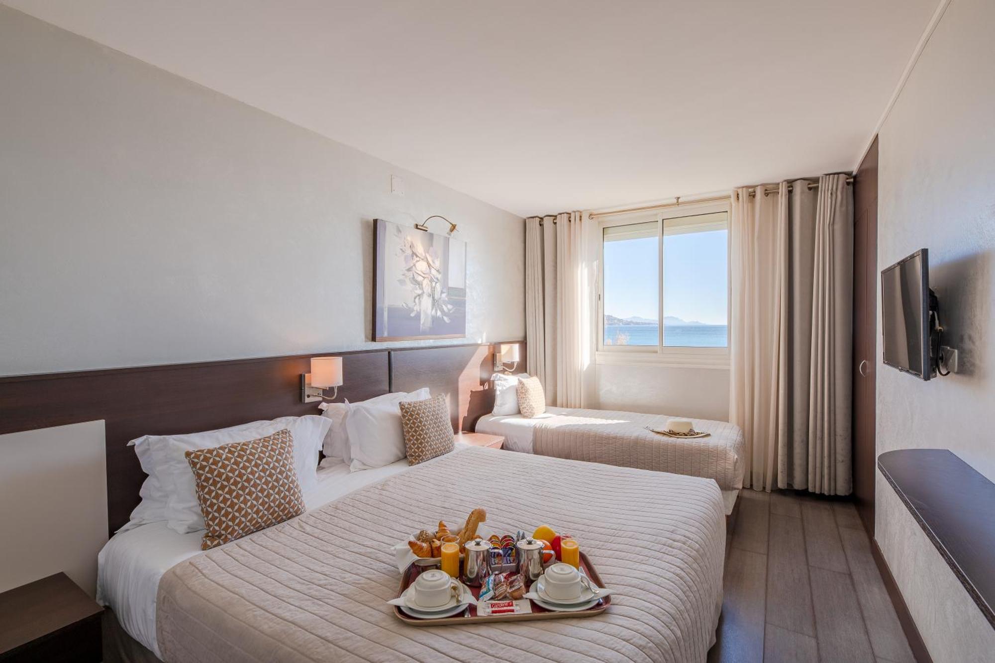 Hotel La Plage Sainte-Maxime Luaran gambar