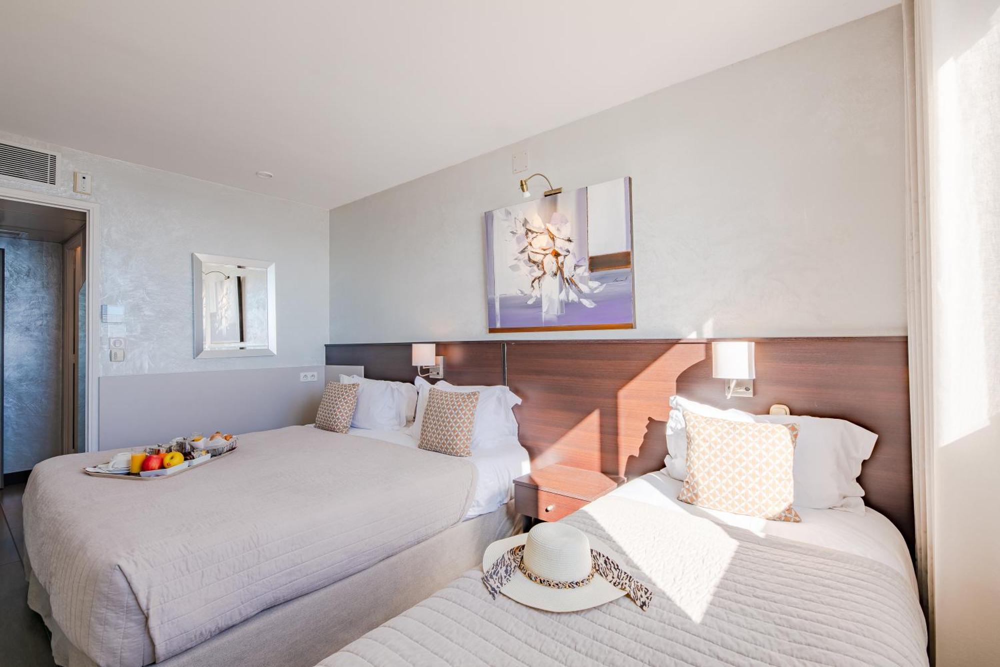 Hotel La Plage Sainte-Maxime Luaran gambar